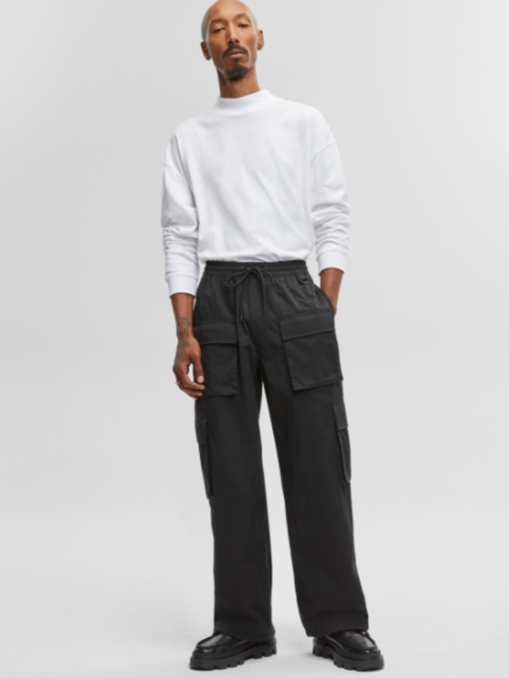 Mode of One Men's Wide-Leg Cargo Pants, SIZE M NWT